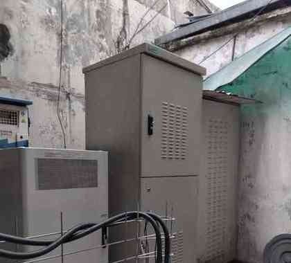 Kabinet outdoor di Jalan Teuku Umar, Medan