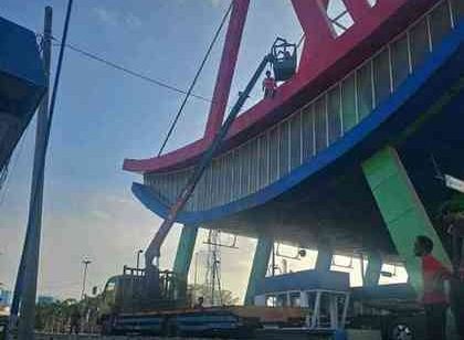 Pekerjaan di ketinggian di Belawan